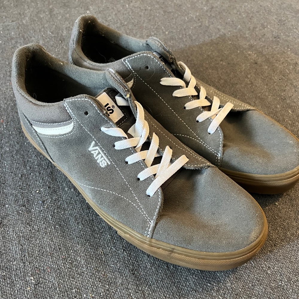 Vans — Men’s shoes
